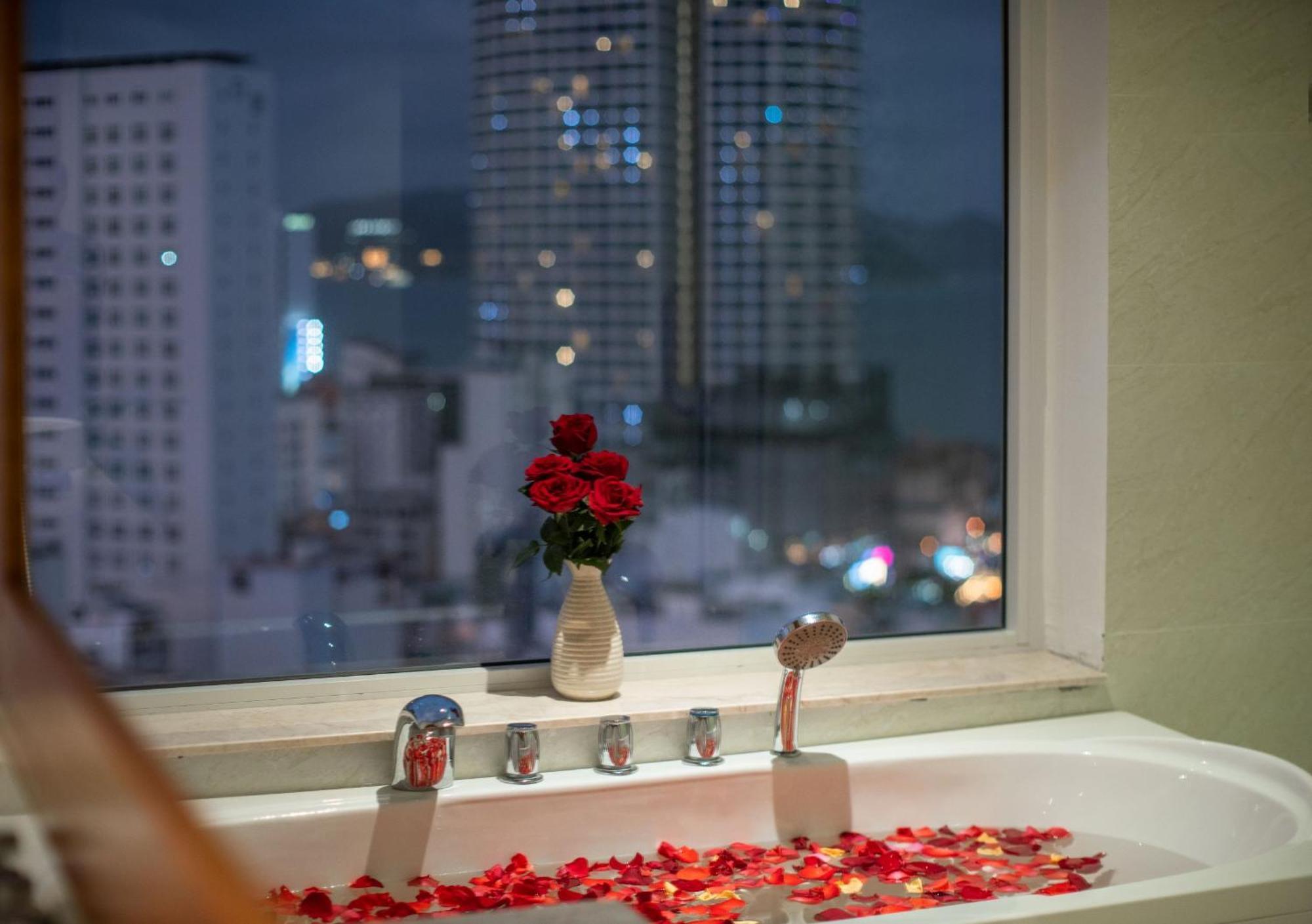 Le'S Cham Hotel Nha Trang Exterior photo